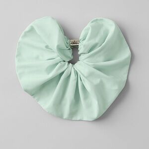 ALO Yoga Light Green Hair Accessory